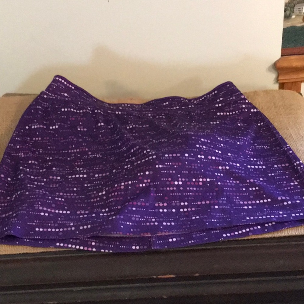 Made for life skort size medium.